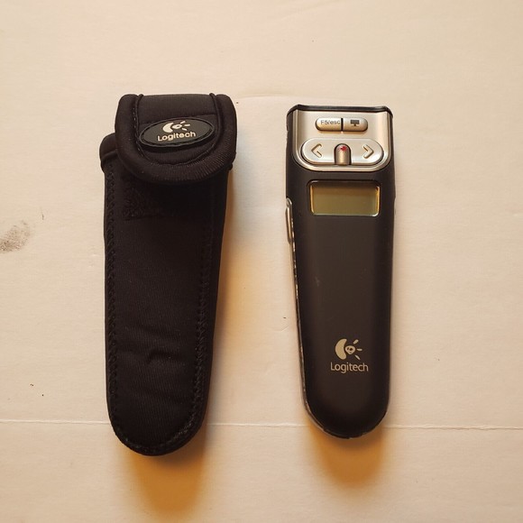 InFocus LP70+ DLP Projector XGA Portable HD 1080i W/Case and Logic Remote. - Picture 8 of 10